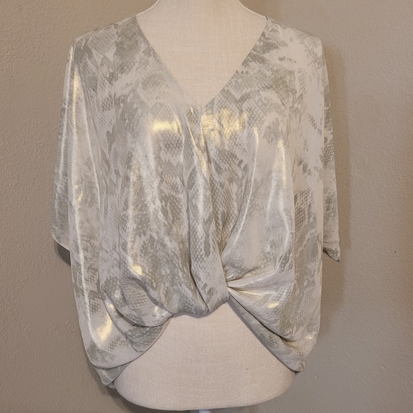 Jennifer Lopez Snake Print Drapey Twist Hem Top XS - Picture 1 of 8